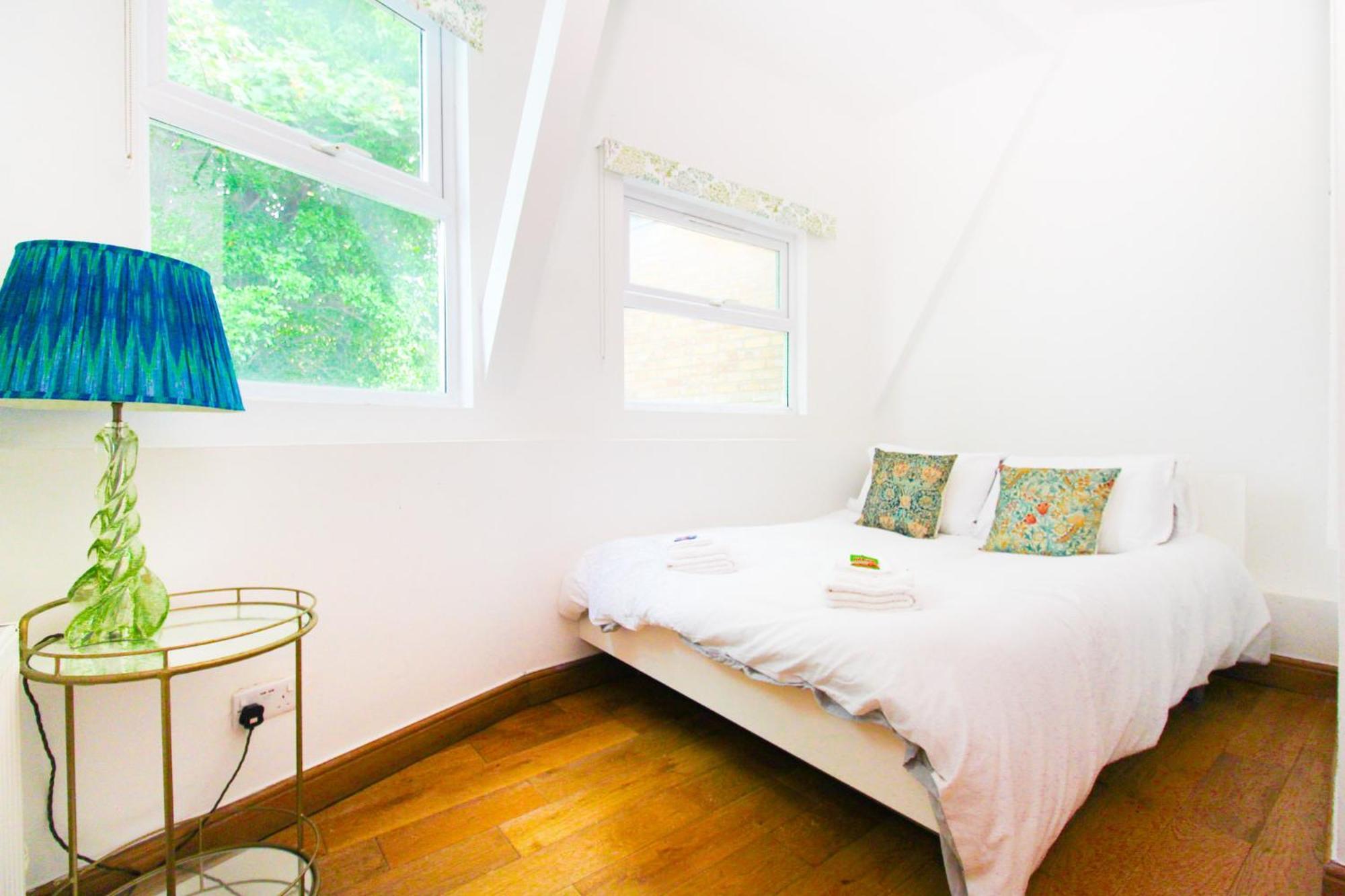 Two Bedroom In Islington 런던 외부 사진